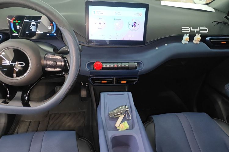 比亚迪 海鸥 2025款 305km 活力版中控内饰16