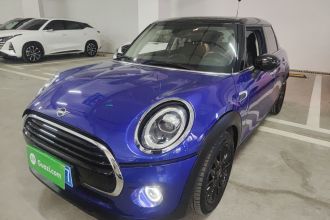 MINI 2021款 1.5T COOPER 经典派 五门版