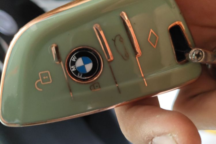 宝马1系 2022款 120i M运动版中控内饰7001