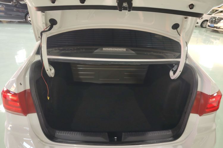 大众 桑塔纳 2021款 1.5L 自动风尚版局部细节23