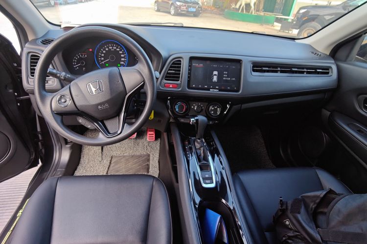 本田 缤智 2017款 1.5L CVT两驱舒适型中控内饰7002