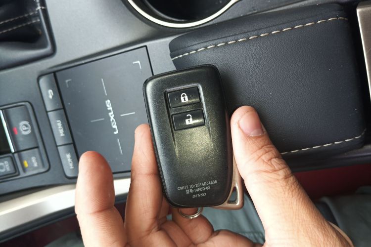 雷克萨斯NX 2020款 200 前驱 锋行版 国VI中控内饰11