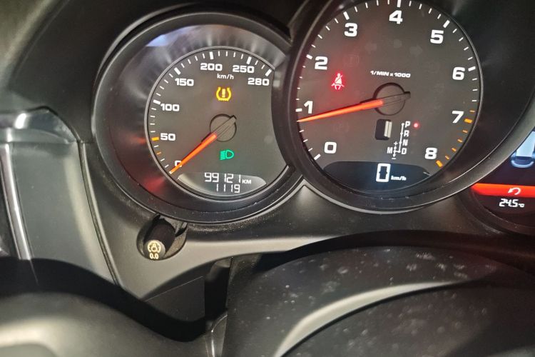 保时捷 2016款 Macan 2.0T中控内饰15