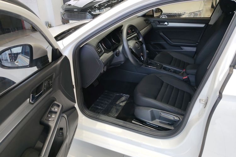 大众 凌渡 2017款 230TSI DSG风尚版中控内饰7003