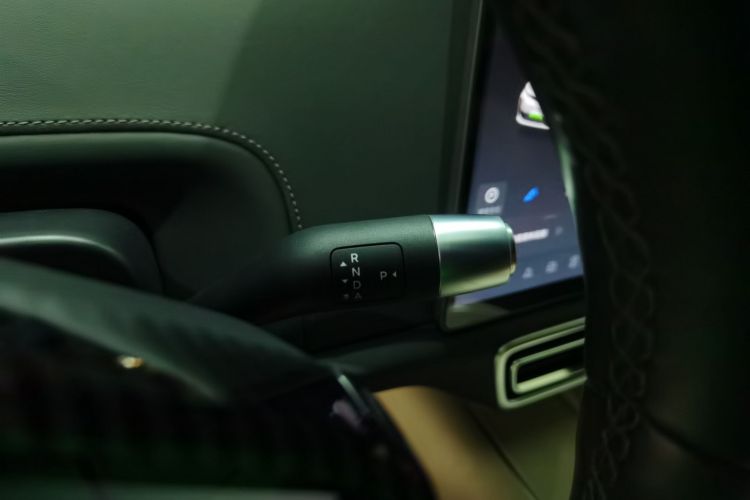 理想汽车 理想L6 2024款 Pro中控内饰18