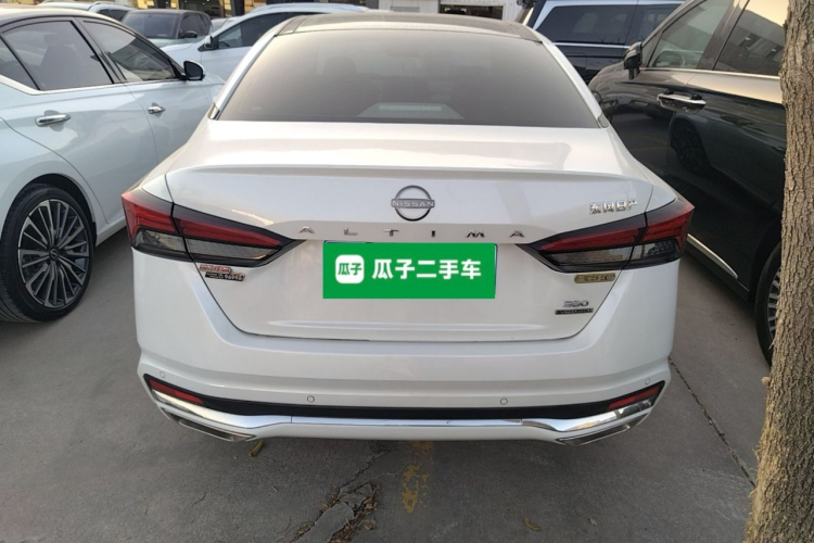 日产 天籁 2022款 2.0T XL 进享版车身外观6