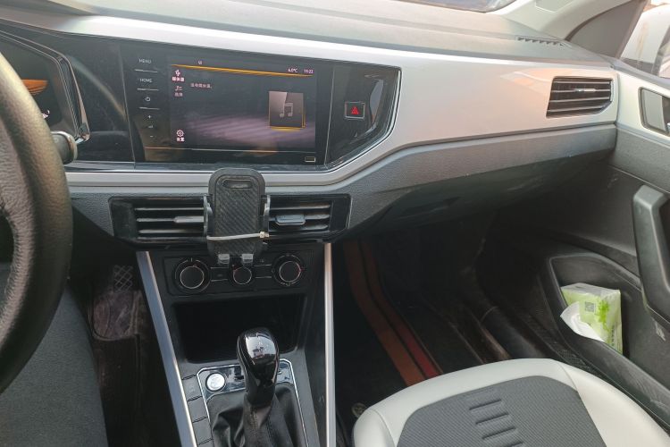 大众 Polo 2023款  Plus 1.5L 自动炫彩科技版局部细节16