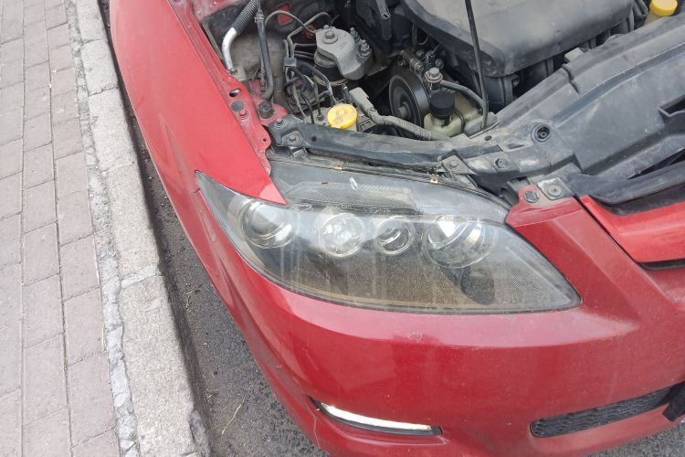 马自达6 2013款 2.0L 自动时尚型车身外观8