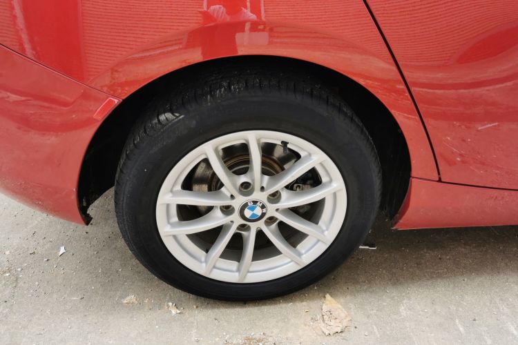 宝马1系(进口) 2018款 118i 领先型车身外观6008