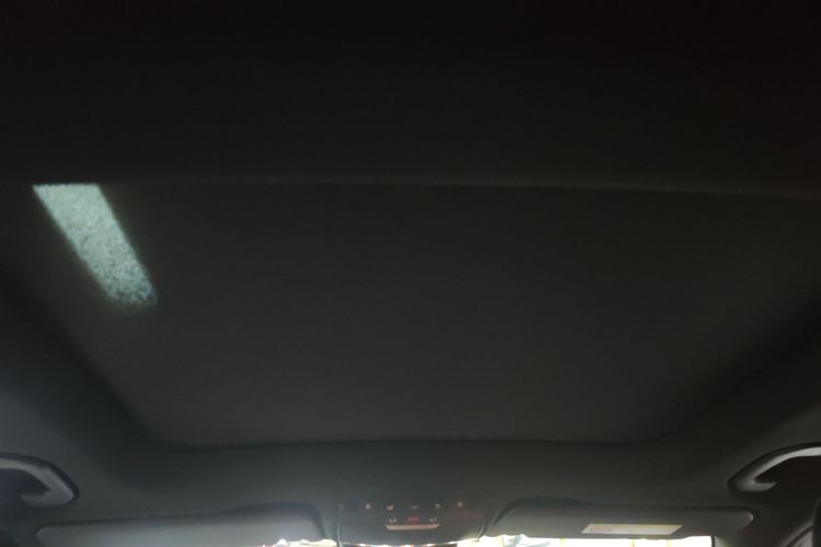 奔驰GLC 2016款 GLC 300 4MATIC 动感型中控内饰22