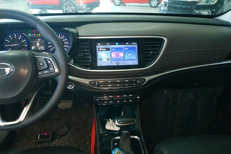 广汽传祺 传祺GA4 2018款 200T 自动尊享版中控内饰16