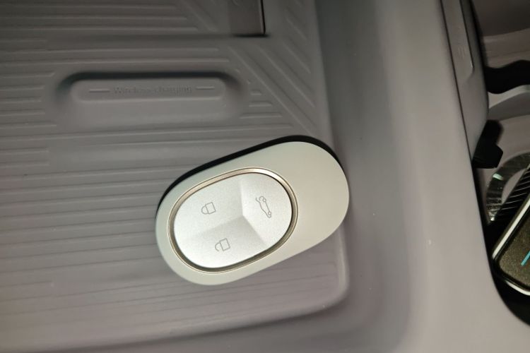 蔚来ET5T 2025款 75kWh Touring中控内饰11