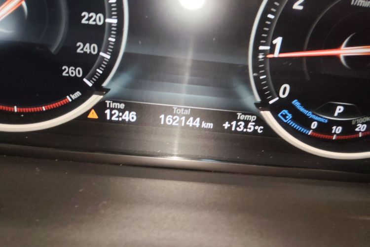 宝马5系 2017款 525Li 豪华设计套装中控内饰15