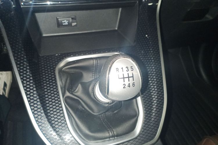 哈弗M6 2023款 PLUS 1.5T 手动精英智联型局部细节18