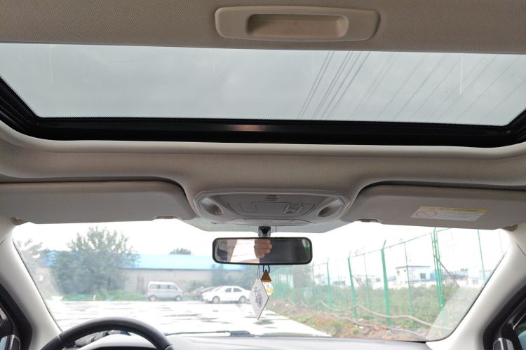 福特 福克斯 2015款 两厢 1.6L 自动风尚型中控内饰22