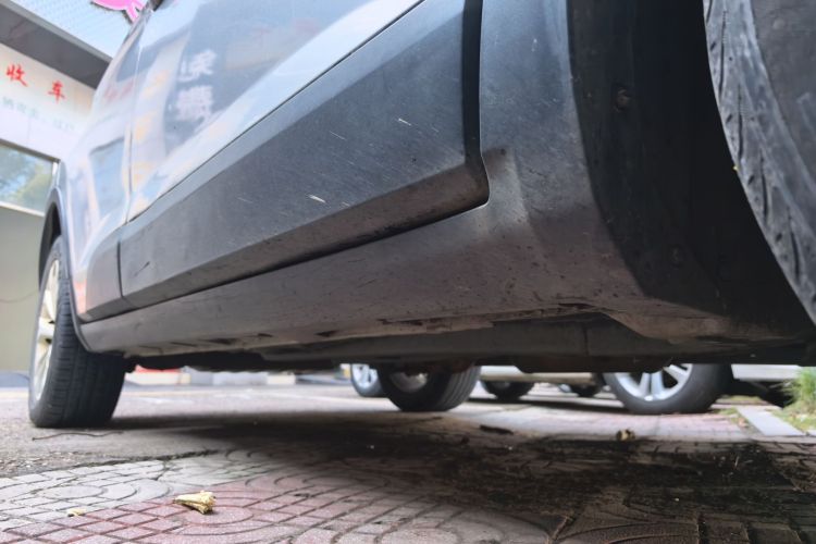 中华V3 2016款 1.5L 手动智能型局部细节9001