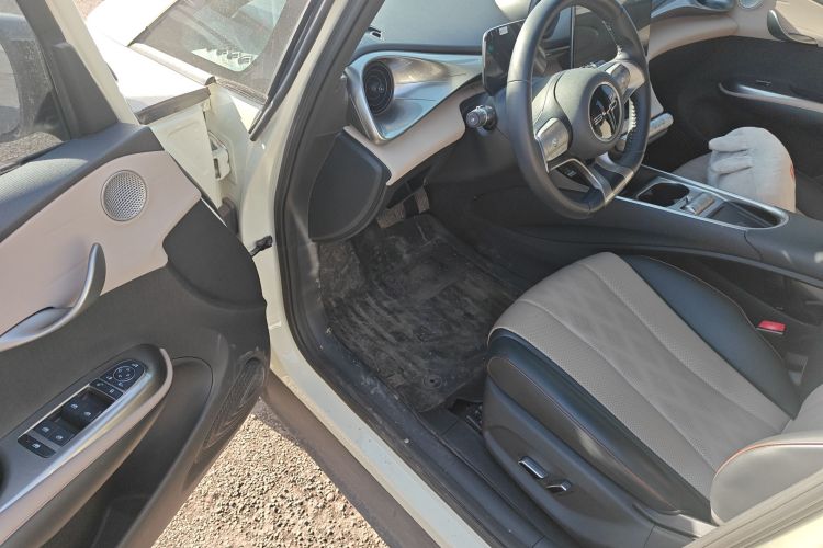 比亚迪 海豚 2023款 420km 时尚版中控内饰20