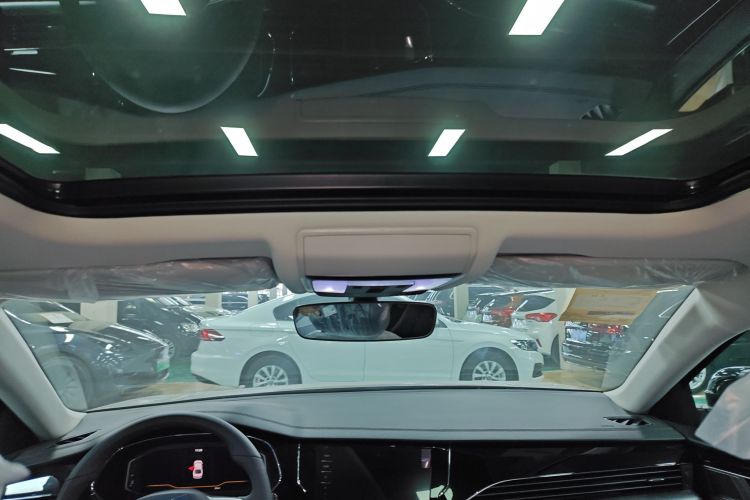 大众 帕萨特 2025款 出众款 380TSI 星空龙腾版局部细节22