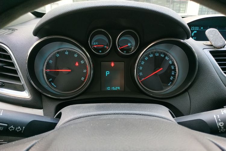 别克 昂科拉 2014款 1.4T 自动两驱都市精英型中控内饰14