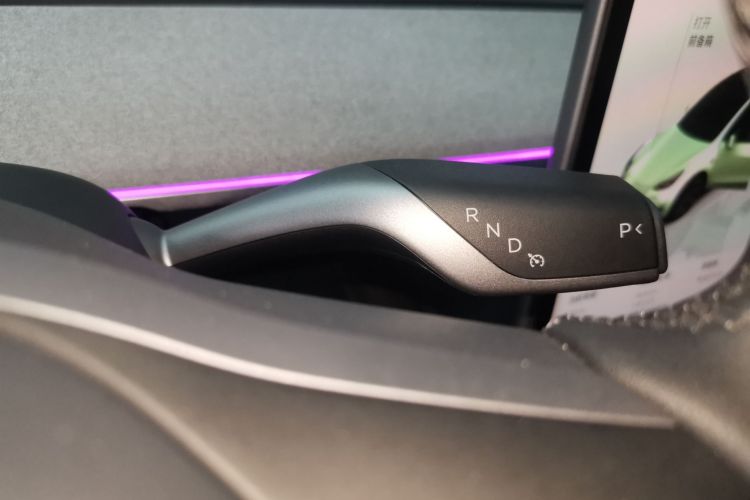 特斯拉 Model Y 2024款 后轮驱动版局部细节18