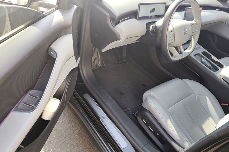 蔚来ET5T 2023款 75kWh Touring中控内饰20