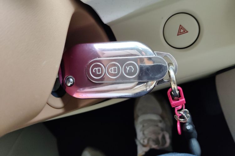 五菱汽车 宏光MINIEV 2024款 第三代 215km 进阶版中控内饰11