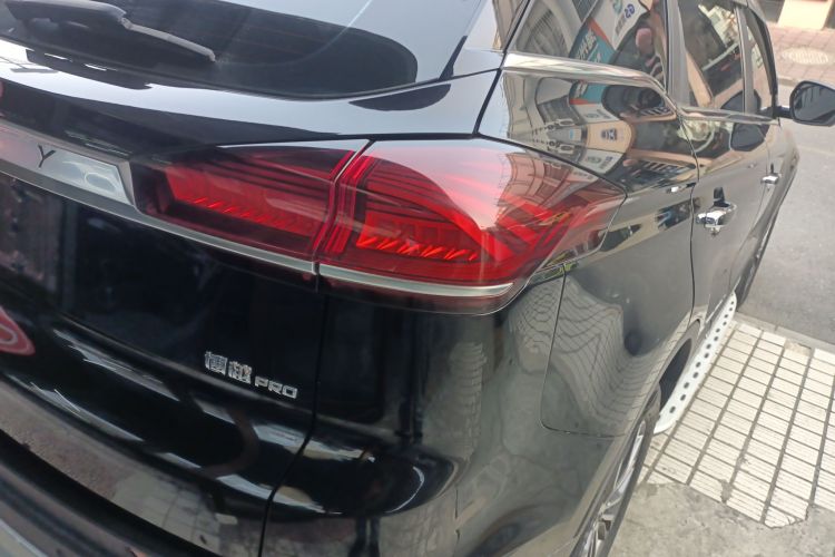 吉利汽车 博越 2020款 1.8TD DCT智慧PRO车身外观6006