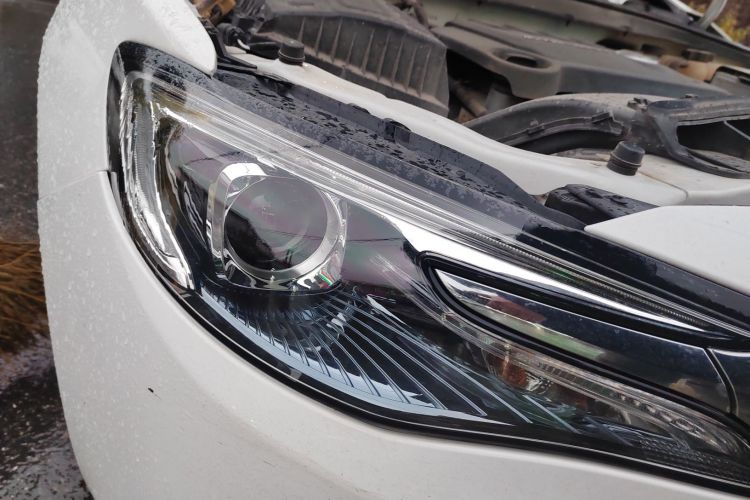 别克 英朗 2021款 典范 1.5L 自动进取型车身外观8