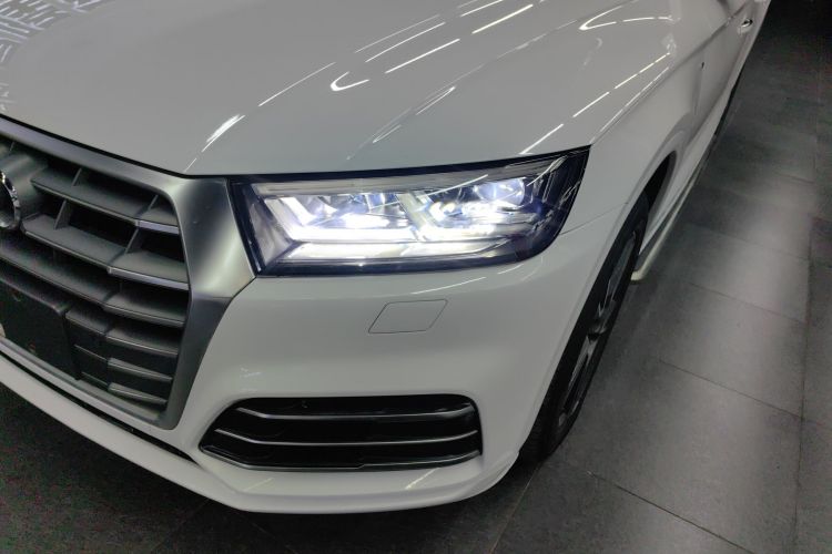 奥迪Q5L 2018款 40 TFSI 荣享时尚型 国VI局部细节36
