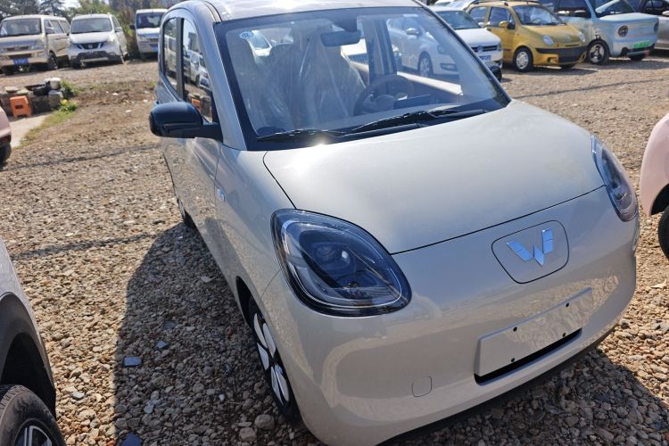 五菱汽车 宏光MINIEV 2025款 四门版 进阶款车身外观6002