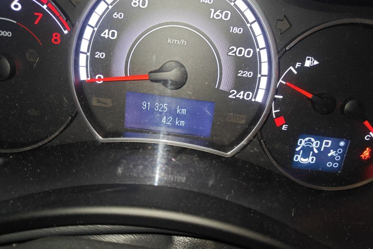 雷诺 科雷傲(进口) 2015款 2.0L 两驱标准版中控内饰15