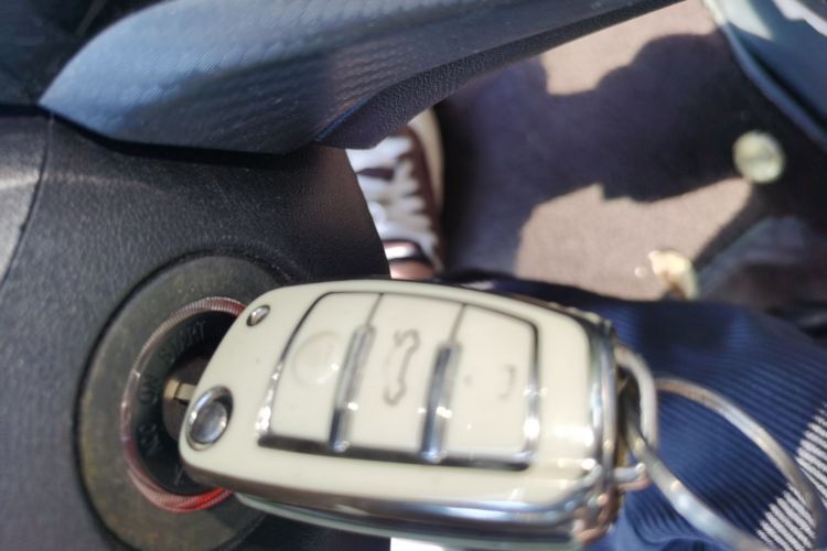 奇瑞 瑞虎3X 2017款 1.5L 自动时尚版中控内饰11