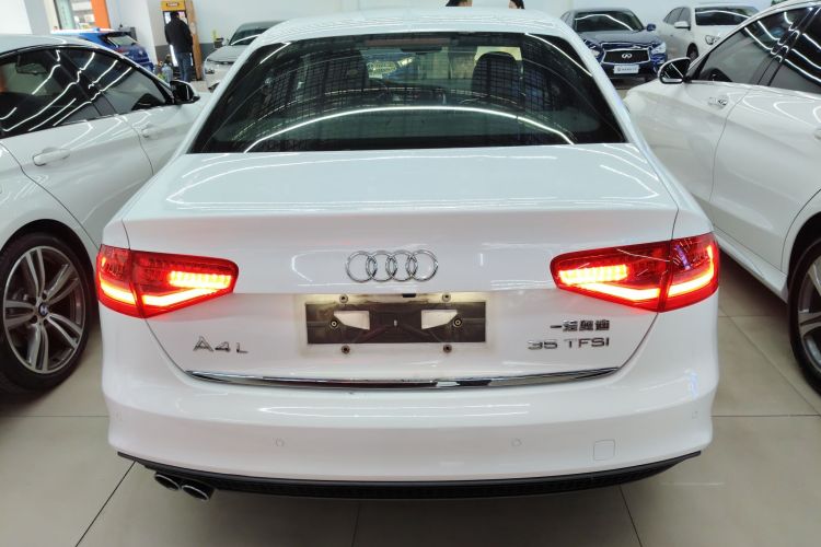 奥迪A4L 2016款 35 TFSI 典藏版 S line舒适型车身外观6004