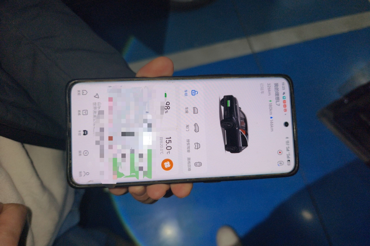 理想汽车 理想L7 2023款 Air中控内饰11