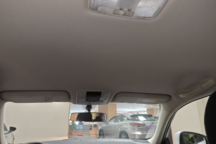 雷克萨斯CT 2017款 CT200h 精英版 单色 国VI中控内饰22