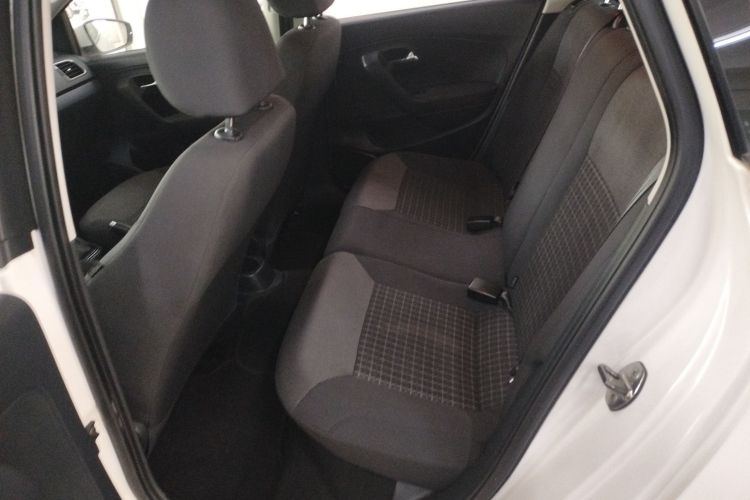 大众 Polo 2016款 1.6L 自动舒适型中控内饰21