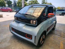 宝骏KiWi EV 2022款 设计师轻享版 三元锂