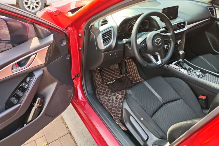 马自达3 昂克赛拉 2017款 三厢 1.5L 自动豪华型 国VI中控内饰7003