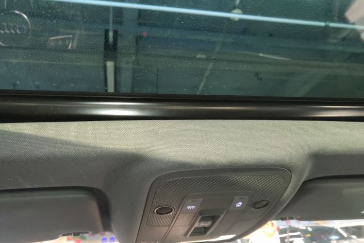 奥迪A3 2023款 改款 A3L Limousine 35 TFSI 时尚运动型中控内饰22