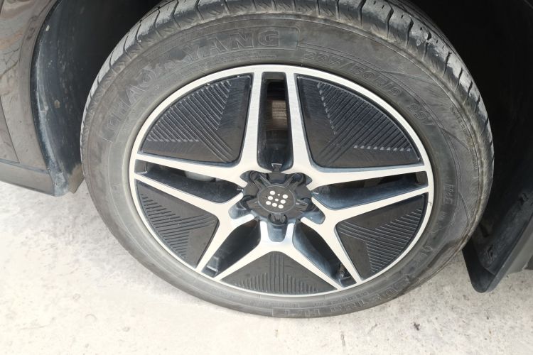 蓝电E5 2023款 1.5L DE-i 100KM臻享型 7座车身外观6007