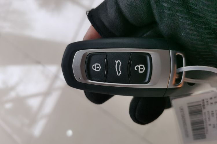 吉利银河 2024款 熊猫mini 200km 耐力熊中控内饰11