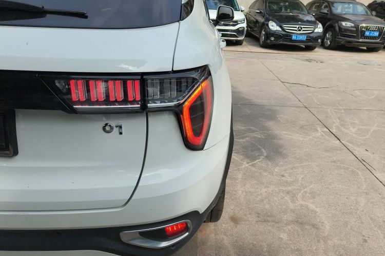 领克01 2017款 2.0T 两驱型Pro版车身外观6006