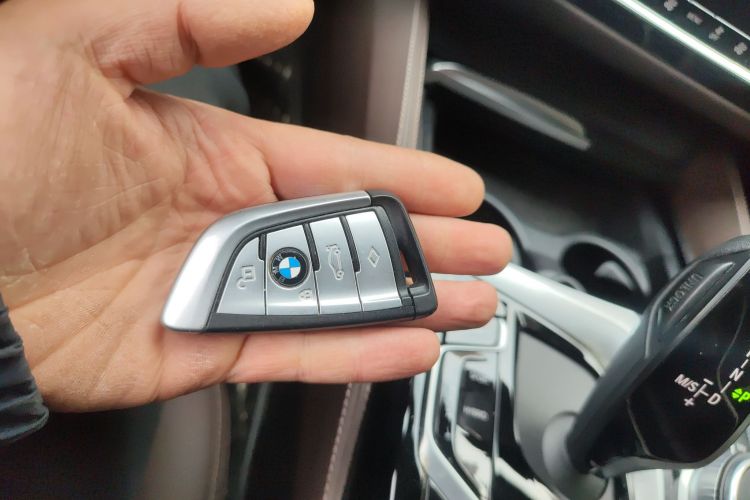 宝马5系新能源 2021款 535Le M运动套装中控内饰11