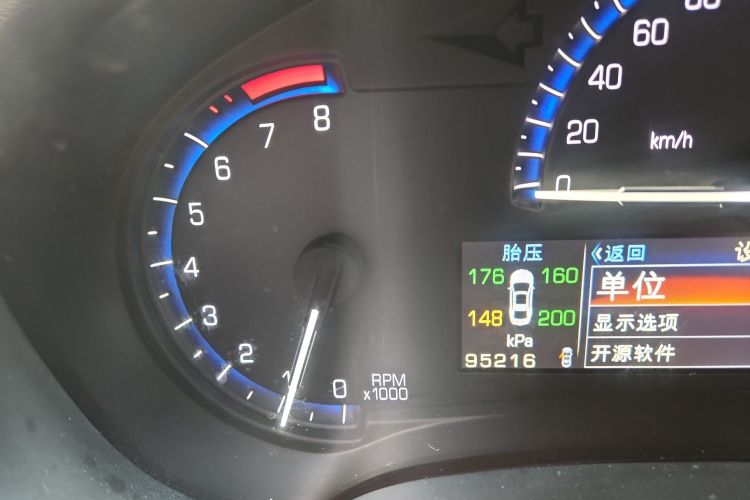 凯迪拉克XTS 2014款 28T 舒适型局部细节14