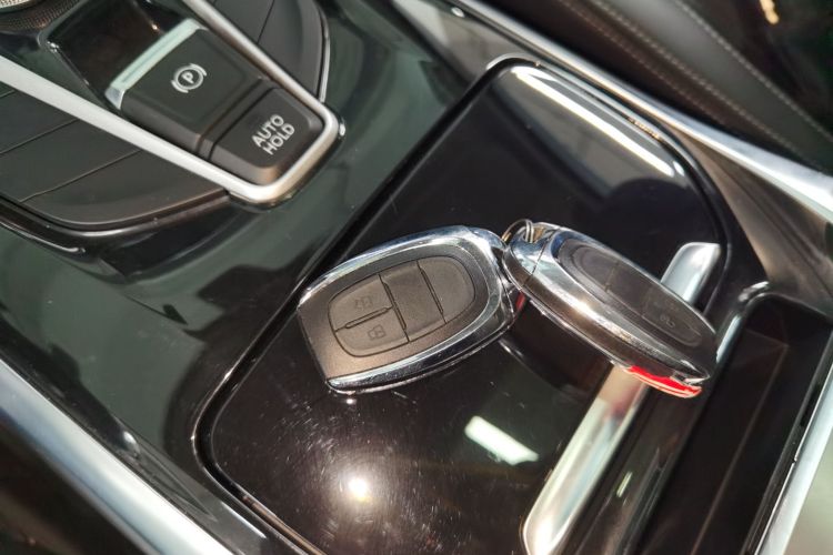 上汽大通MAXUS 大通G20 2021款 改款 PLUS 2.0T 汽油自动豪华版中控内饰7001