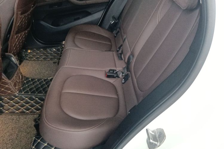 宝马X1 2021款 改款 sDrive20Li 时尚型中控内饰21