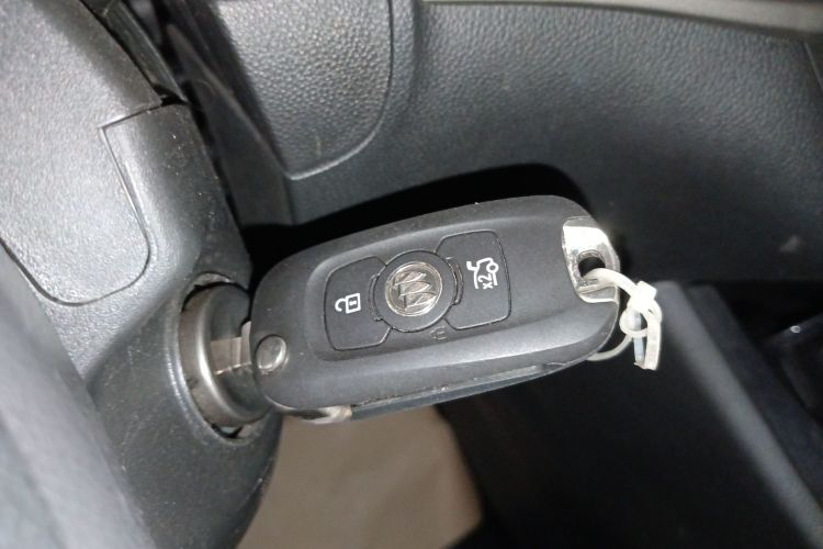 别克 威朗 2020款 20T CVT领先型中控内饰11