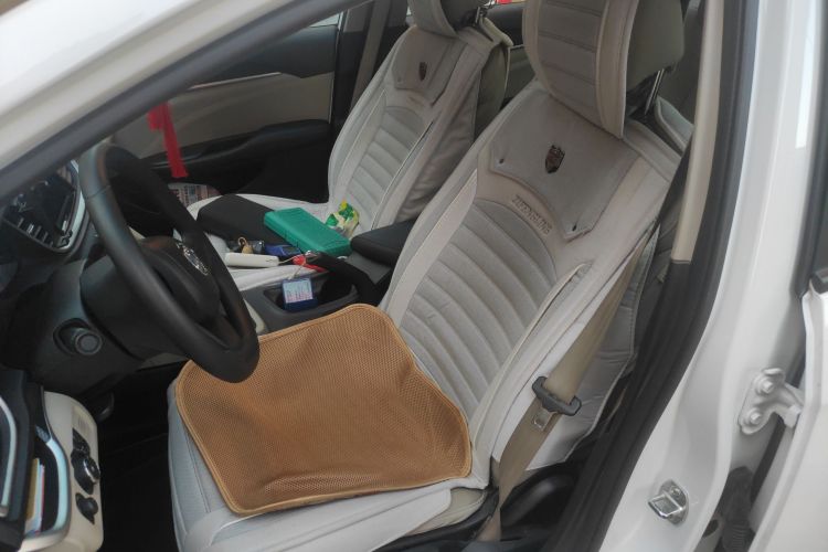 别克 英朗 2021款 典范 1.5L 自动精英型中控内饰19