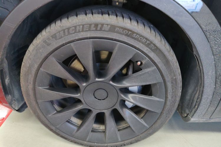 特斯拉 Model Y 2021款 标准续航后驱版车身外观6007