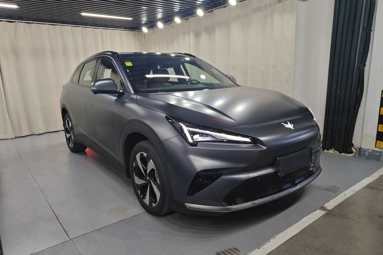 ARCFOX极狐 极狐 阿尔法T5(ARCFOX αT5) 2026款 纯电 560 睿享版车身外观3